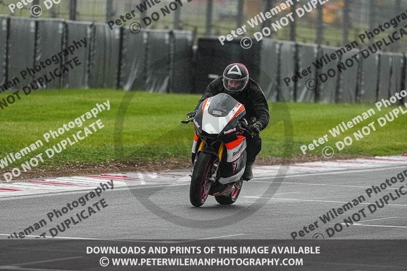 donington no limits trackday;donington park photographs;donington trackday photographs;estoril;event digital images;motorbikes;no limits;no limits trackdays;peter wileman photography;portugal;trackday;trackday digital images;trackday photos